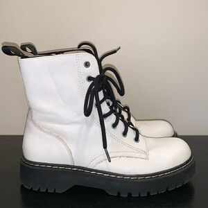 Sincerely Jules Harley Moto/Combat boots.   Size 9.